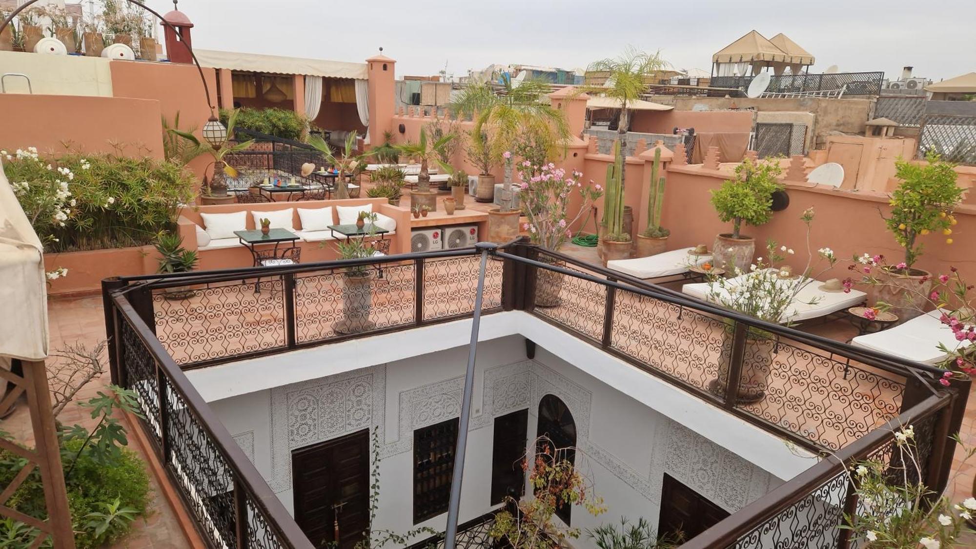 Riad Les Nuits De Marrakech Marrakesch Exterior foto Riad in Marrakech